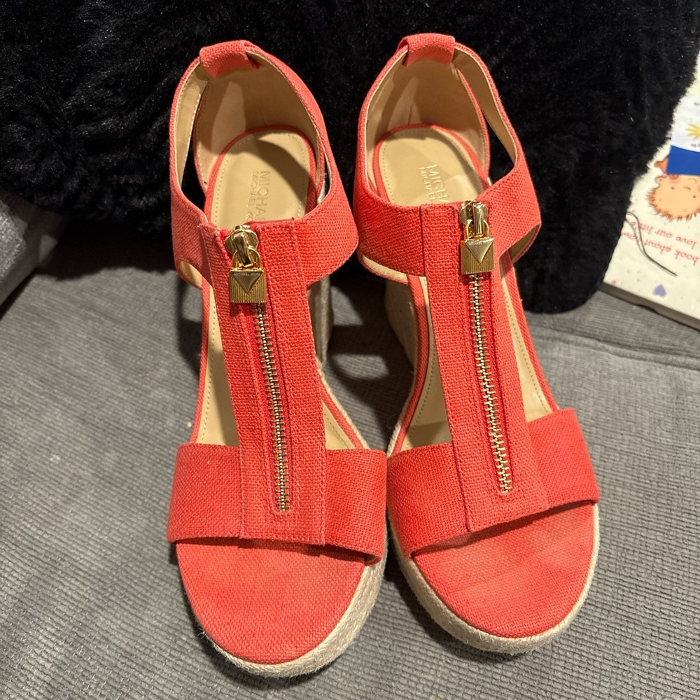 Michael Kors Wedges coral size 8.5